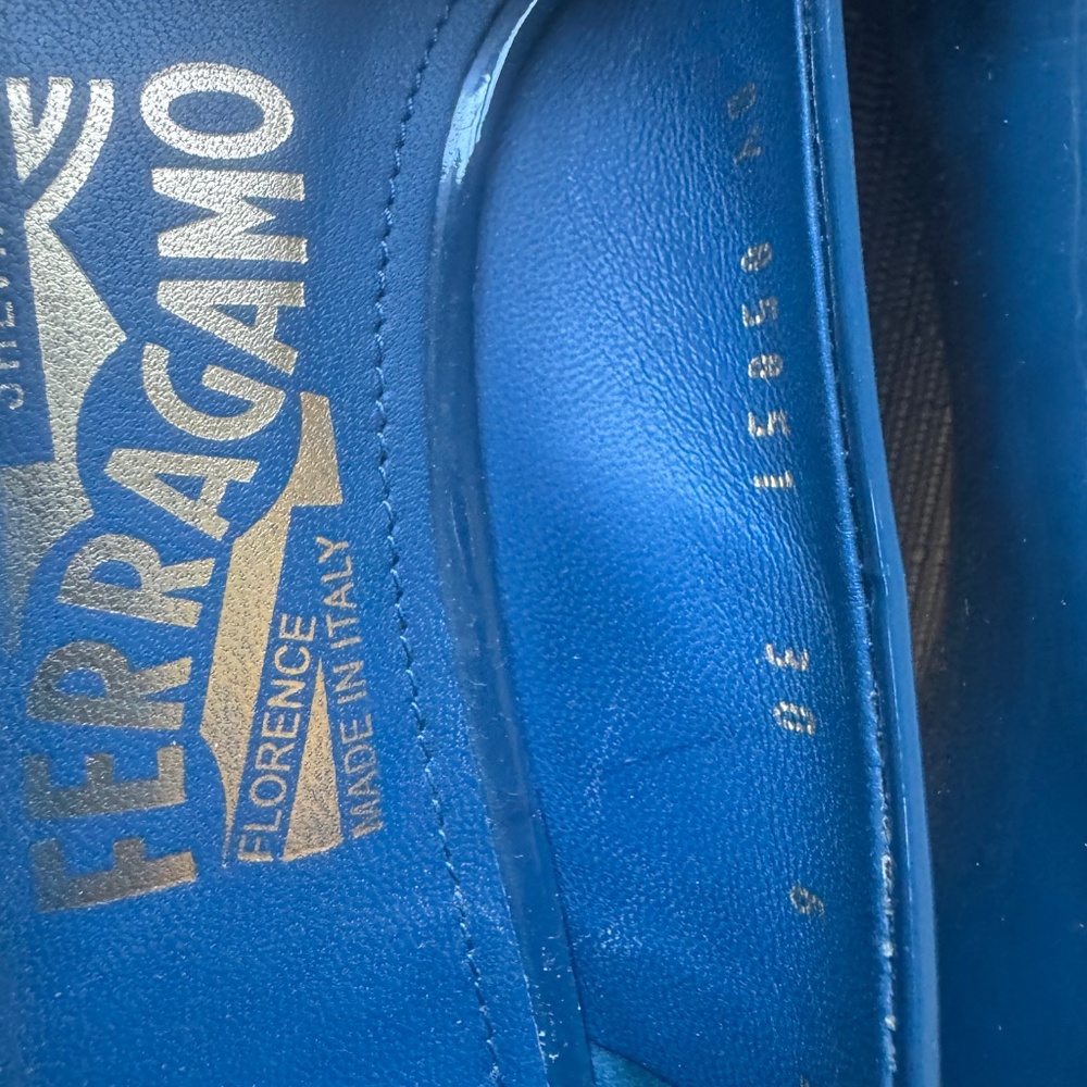 Ferragamo square 1.25 inch heel - Picture 9 of 10
